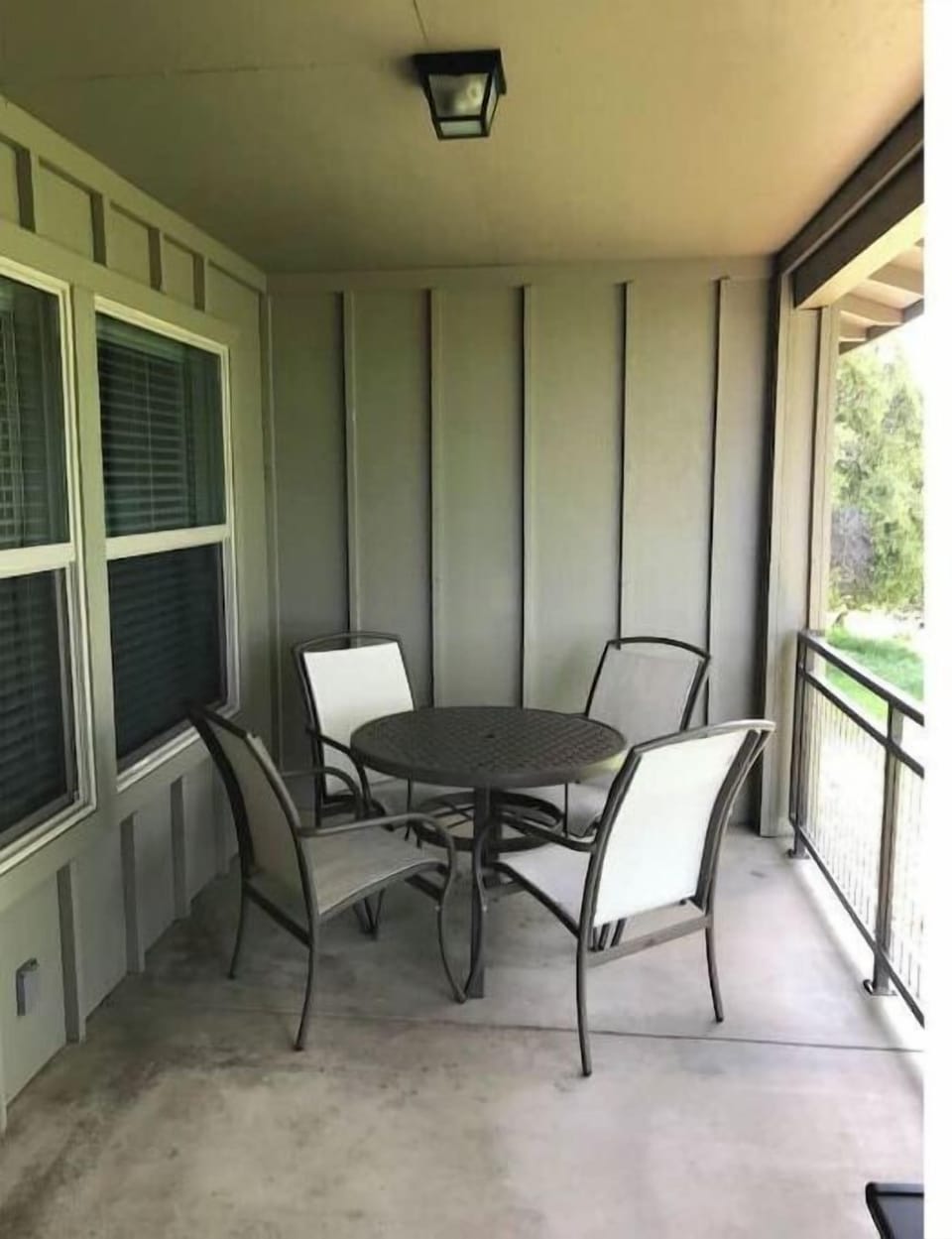 Outdoor dining