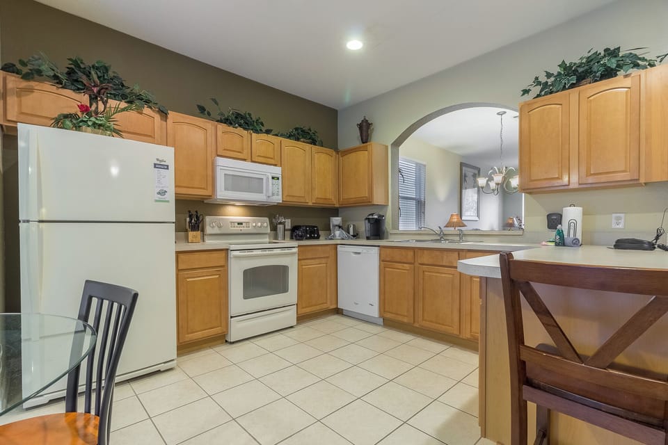 Kitchen with Fridge, Stove, Microwave, Dishwasher & Dual Sink
