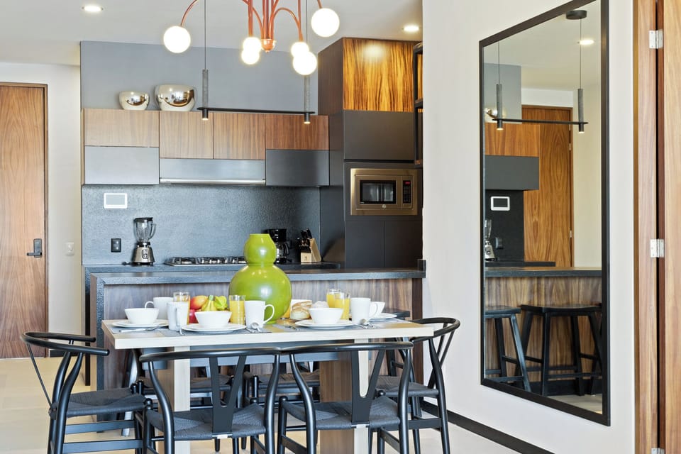 Condo - Image 5