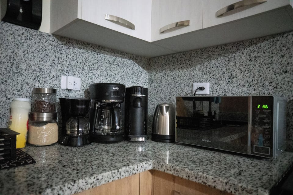 COFFEE /TEA/EXPRESSO/MICROWAVE /STOVE 