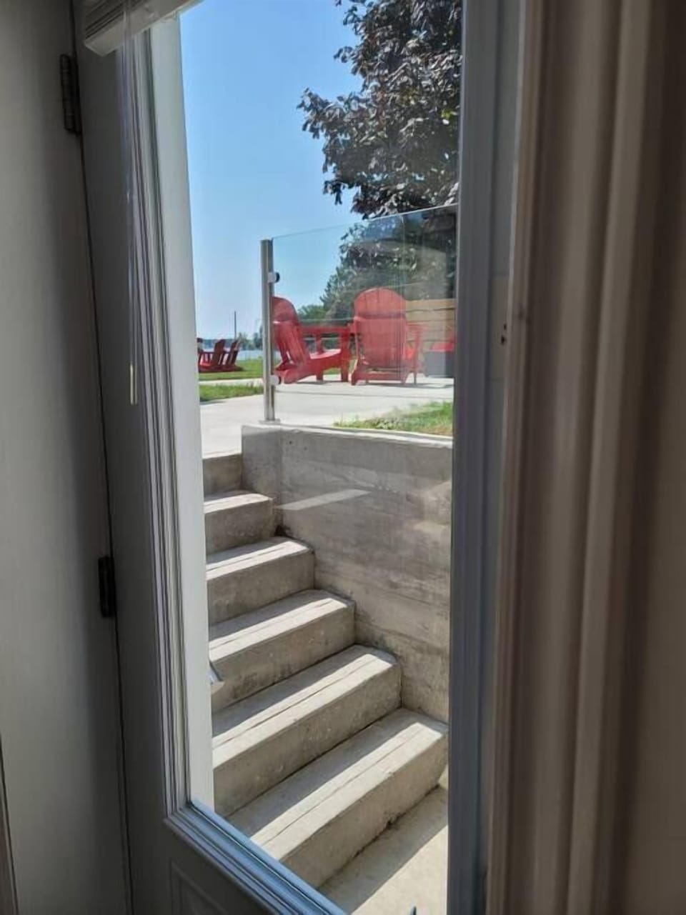 SkyView entrance is a half flight of stairs down.