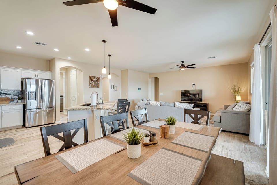 Dining Room | Fully Equipped Kitchen