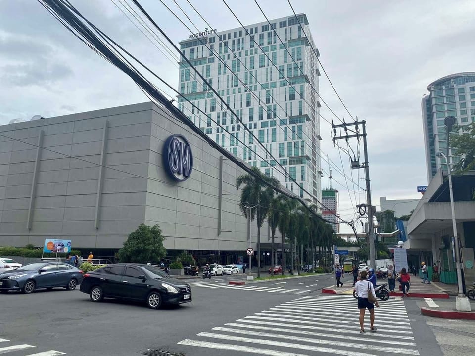 3 min walk from SM Cubao