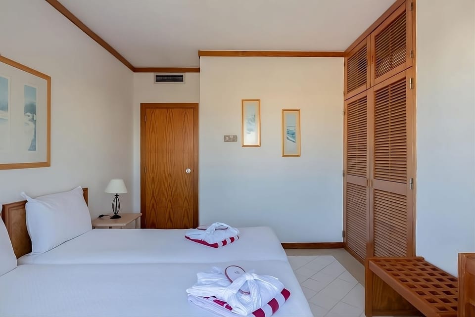 Unit with Single beds