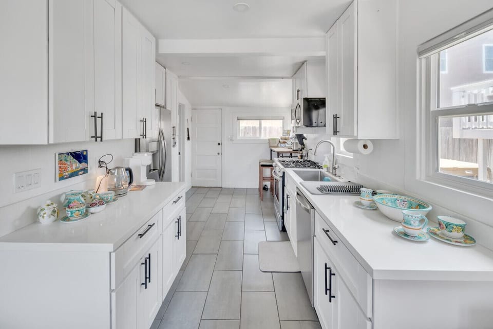 Tons of counter space