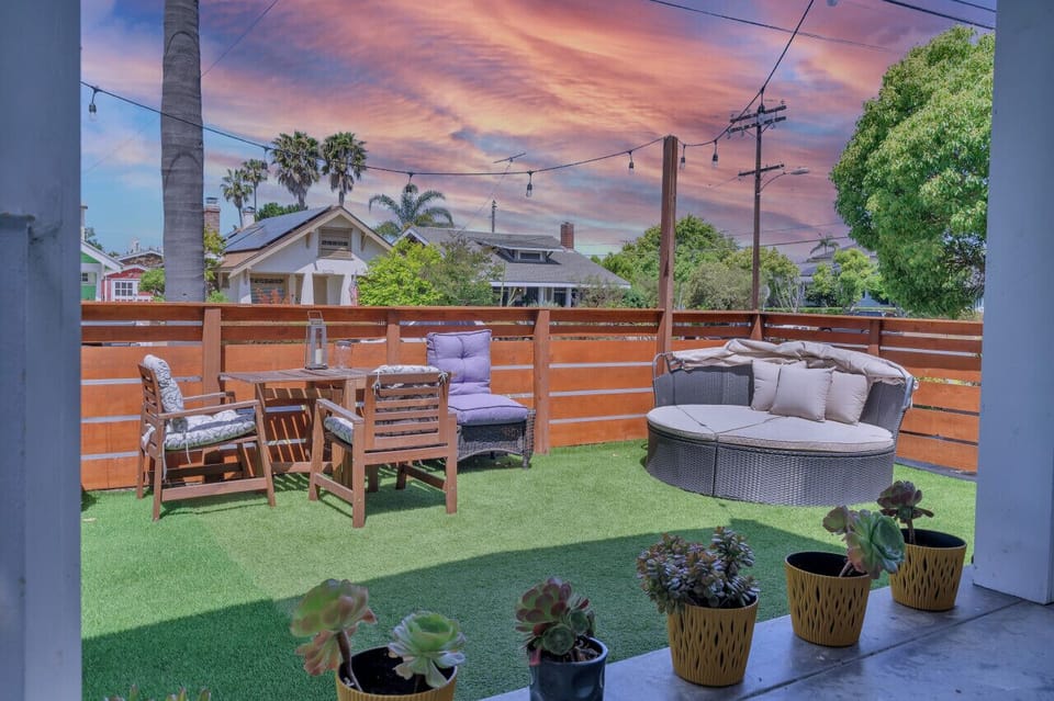 Spacious front yard with lounger