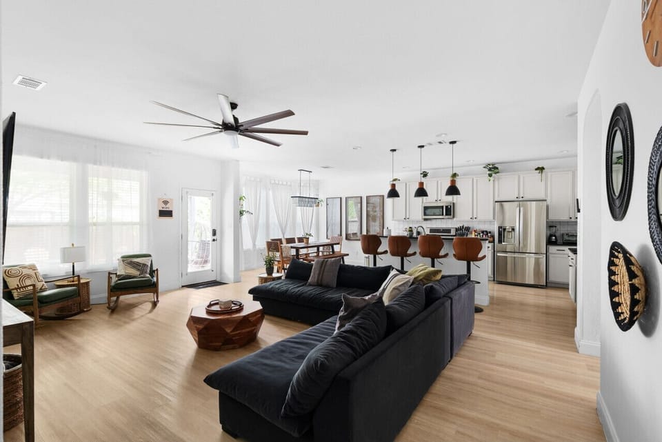 Living Room: Spacious design with chic decor, perfect for entertaining and relaxing vibes!