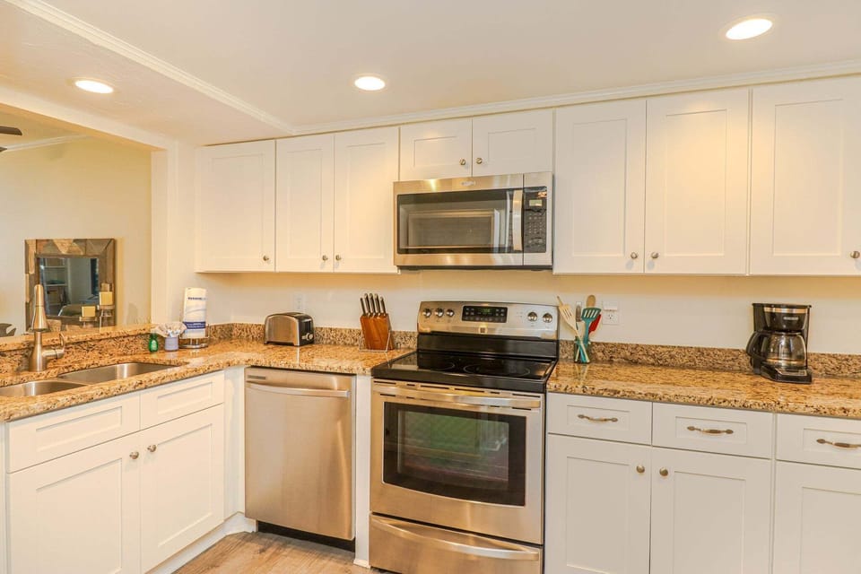 St. Augustine Beach Rentals Kitchen