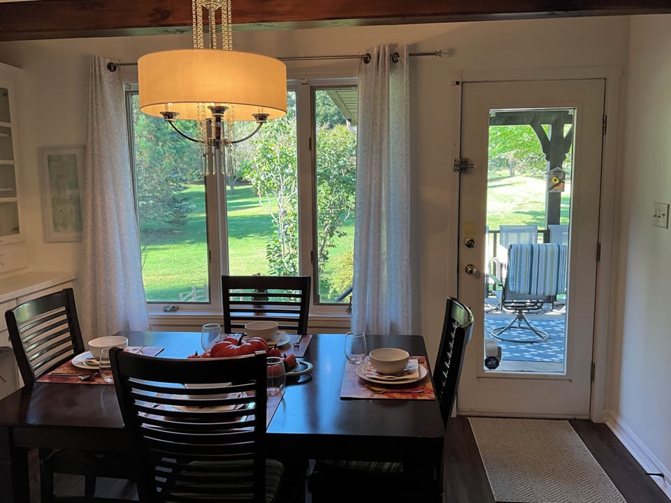 Kitchen - Breakfast Nook