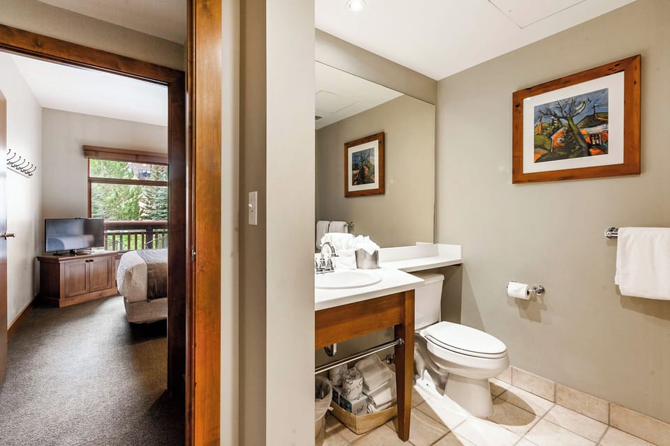 Bathroom with Jetted Tub/Shower Combo