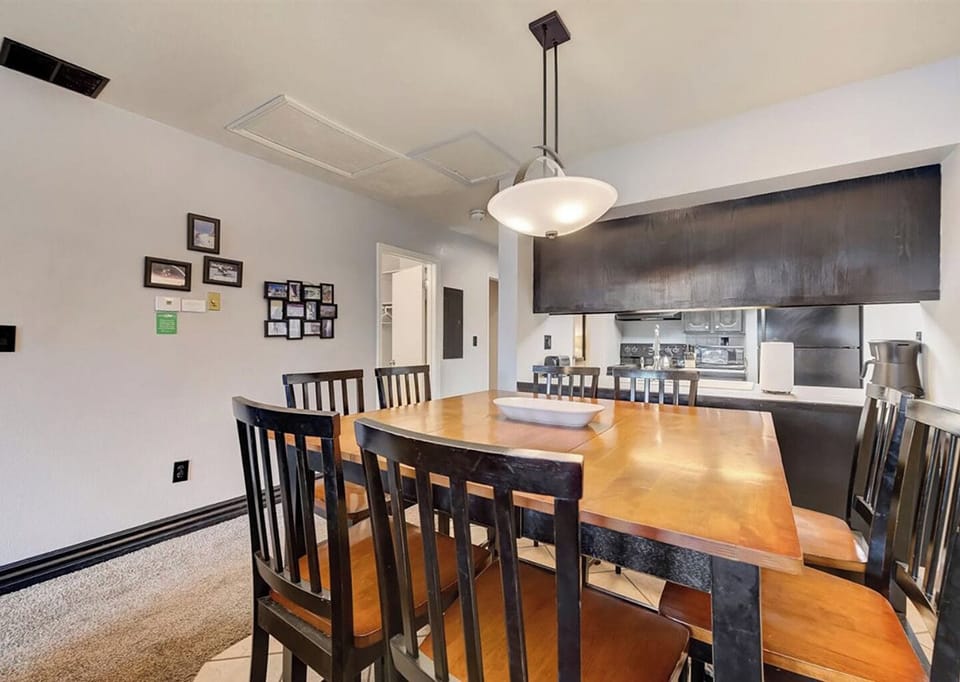 Dining / Kitchen