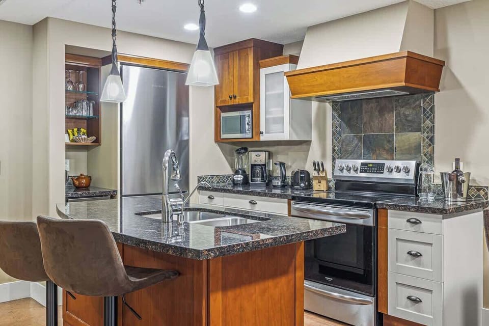 Fully stocked kitchen.