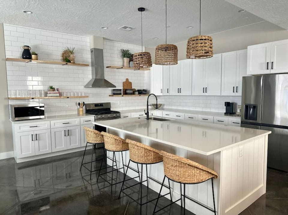 Kitchen with island that seats 4