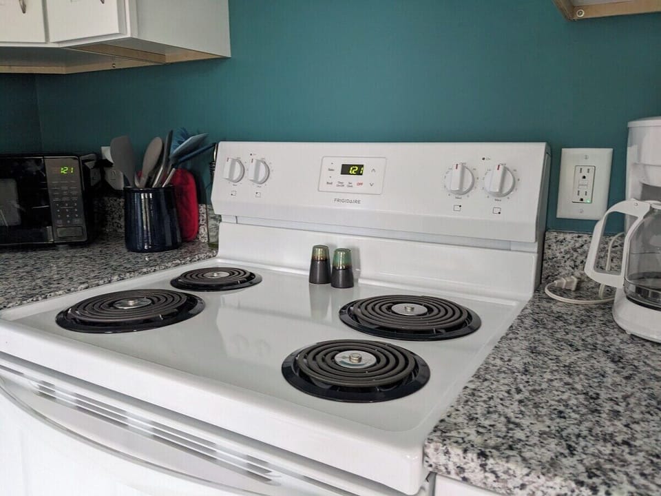 Electric range will handle all your favorite dishes.