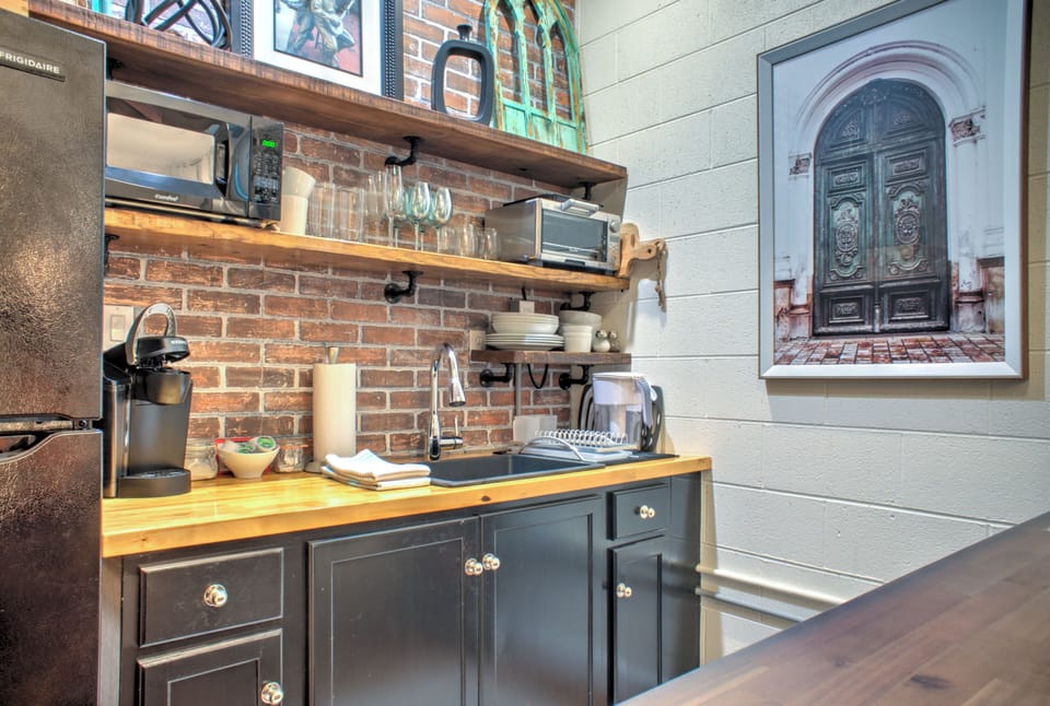 Kitchenette