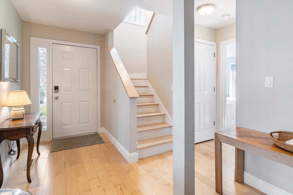 Front entryway