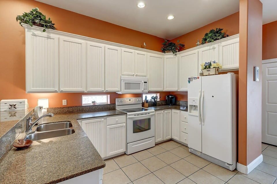 Fully stocked kitchen