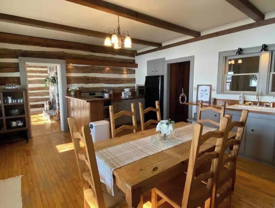 An extra table and foldable chairs are available for your group, if needed. 