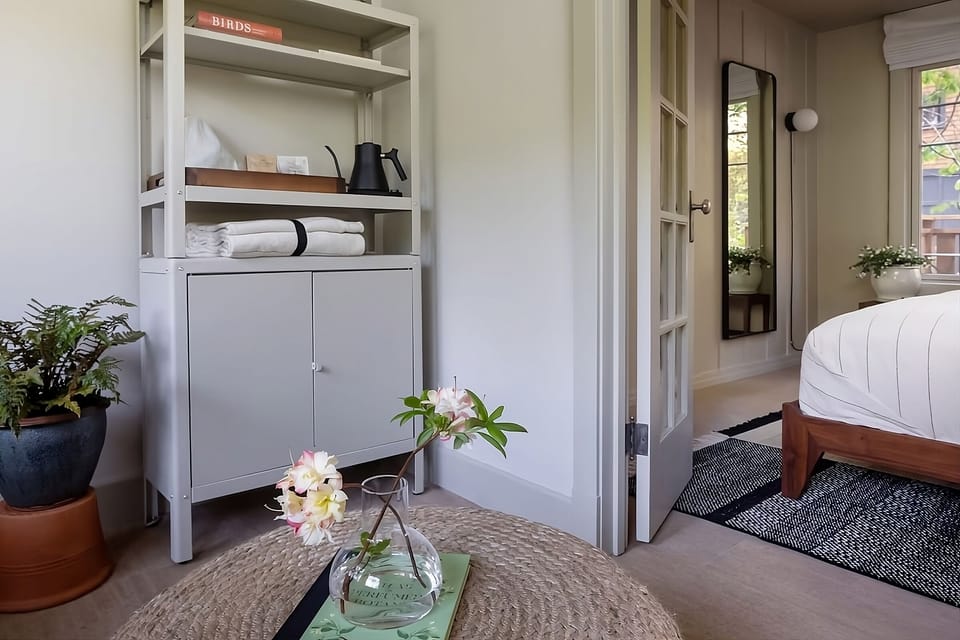 Settle in easily with tidy storage and thoughtful finishing touches.