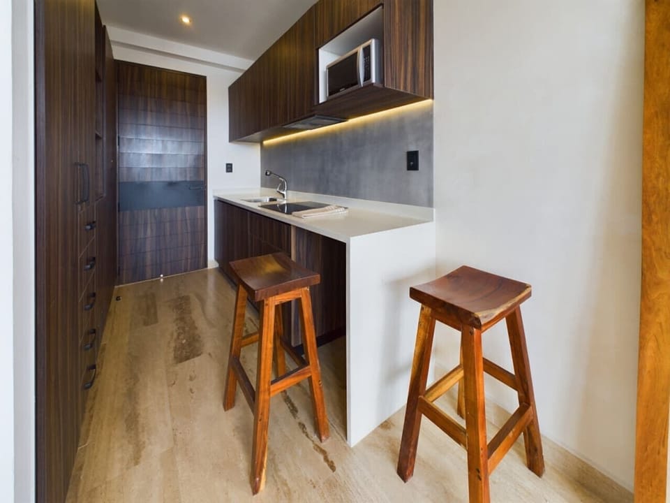 Contemporary culinary space: stylish simplicity for gourmet creations