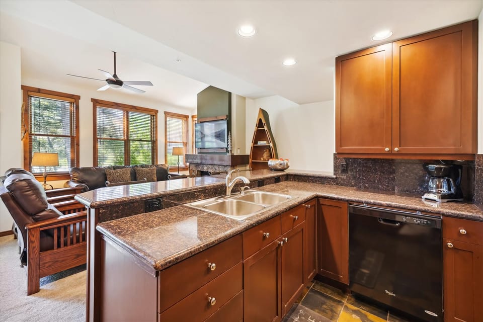 Kitchen - Main Street Junction 26 - Breckenridge Vacation Rental