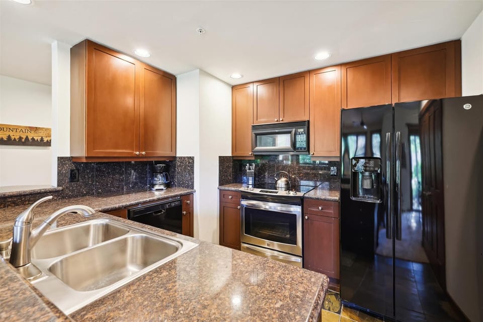 Kitchen - Main Street Junction 26 - Breckenridge Vacation Rental