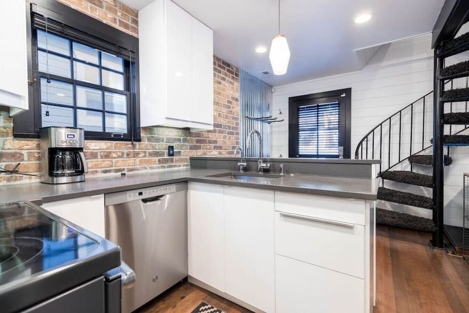 Kitchen area
