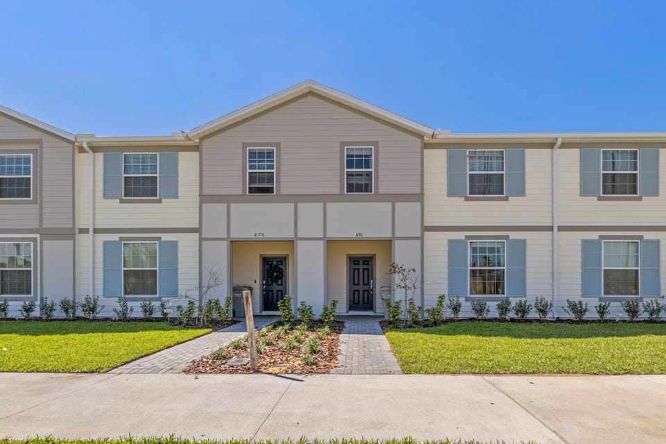 876 Paradise Drive (32).jpg