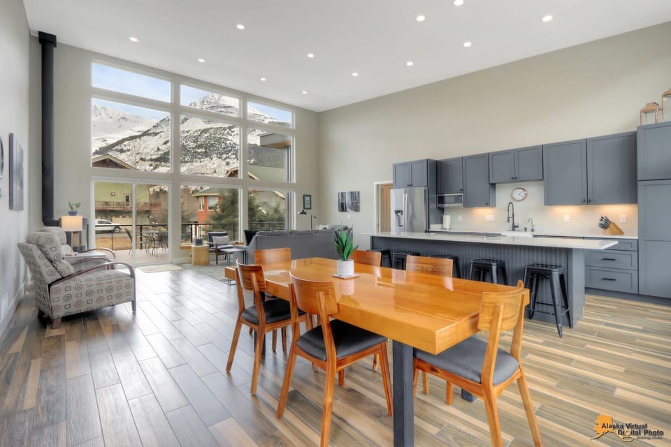 Enjoy stunning mountain views from both ends of our spacious open plan layout.