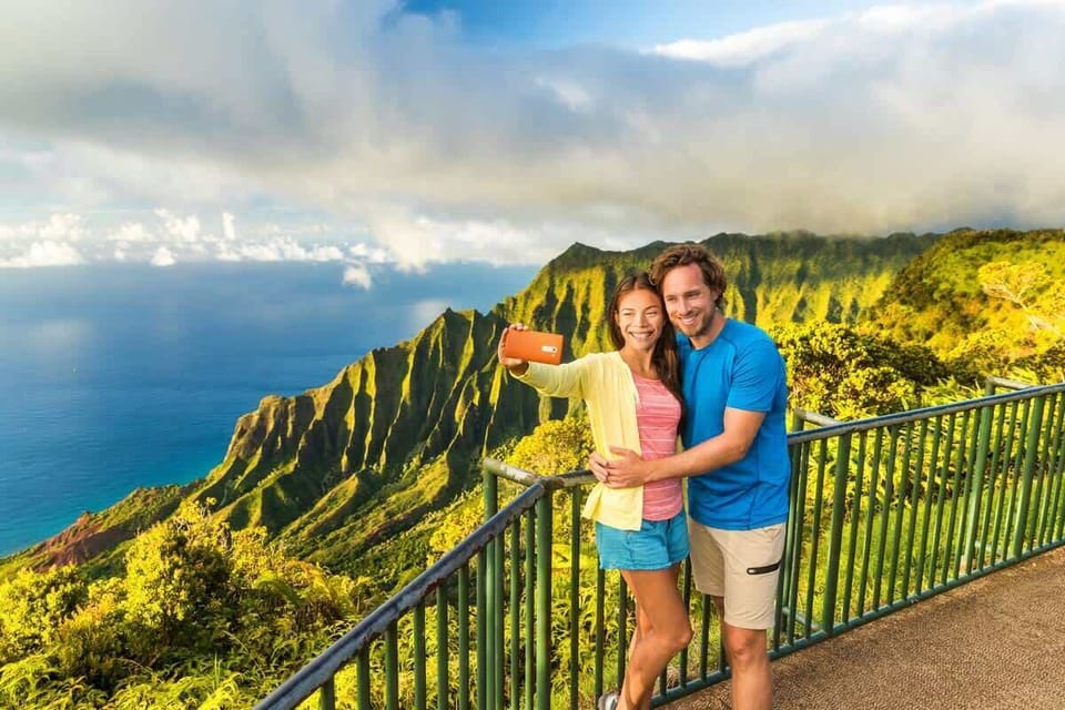 Na Pali Lookout in Kokee