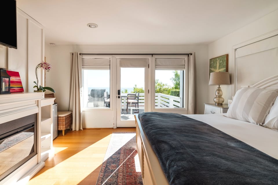 King size bedroom with beautiful views