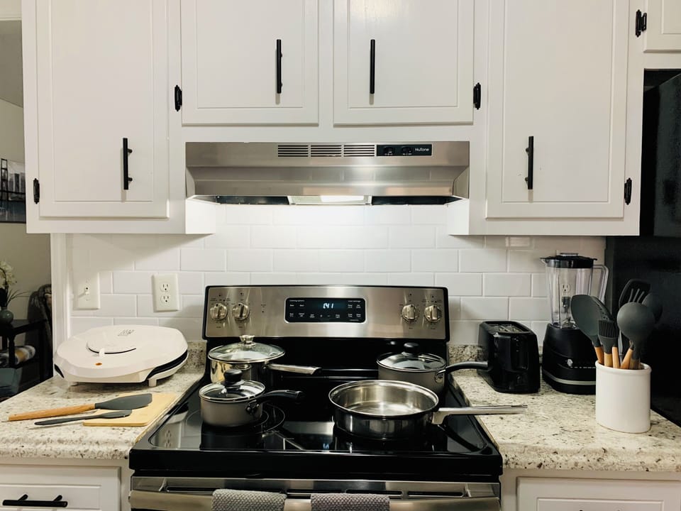 Full Kitchen