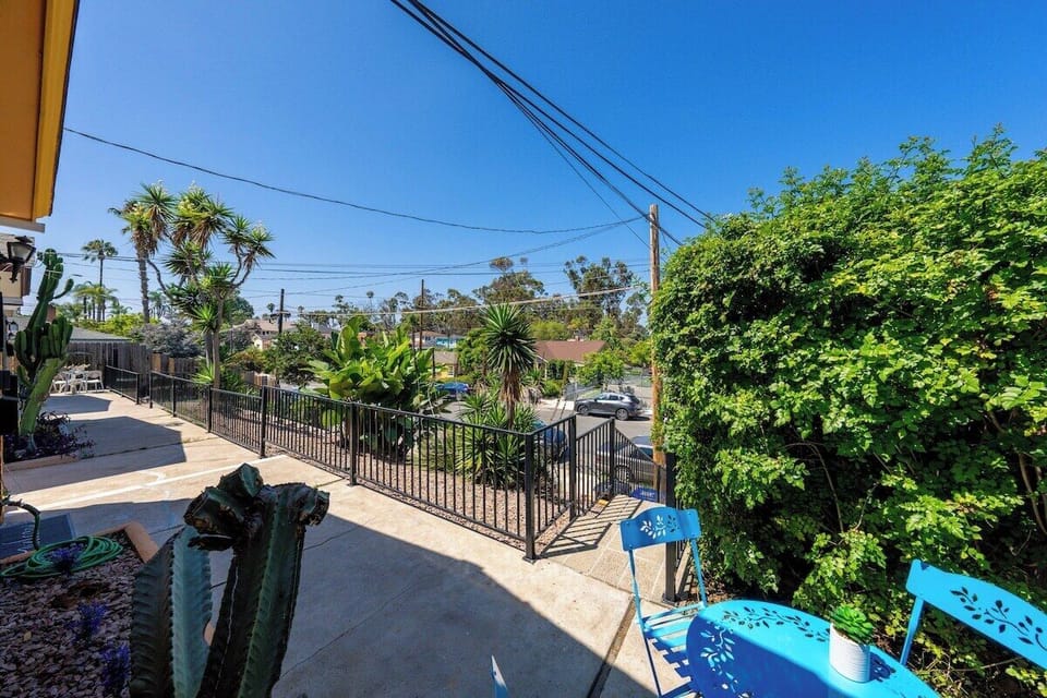 Outdoor Sitting Area with View of Beautiful Walkable Tree-Lined South Park