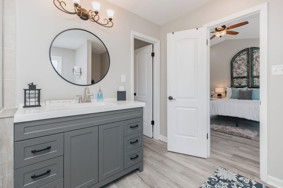 Shared Upstairs Bathroom w/separate Tub & Shower. 