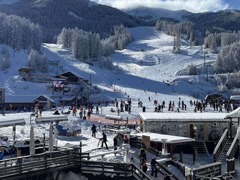 Snow and ski sports