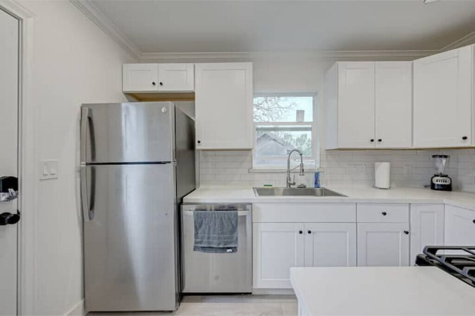 Kitchen. All new stainless steel appliances as of Spring 2023.