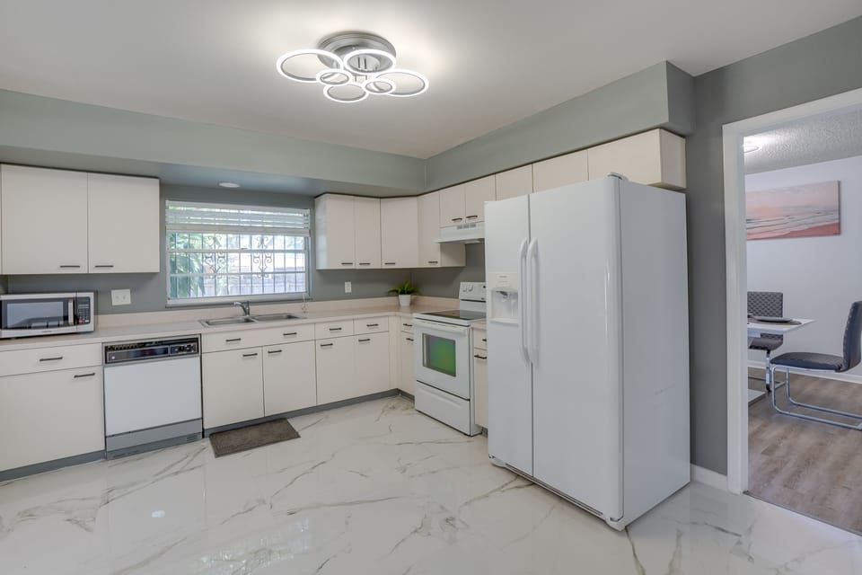 Kitchen | 1st Floor