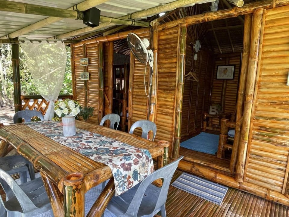 Kubo Dining Area and Rooms Left and Right