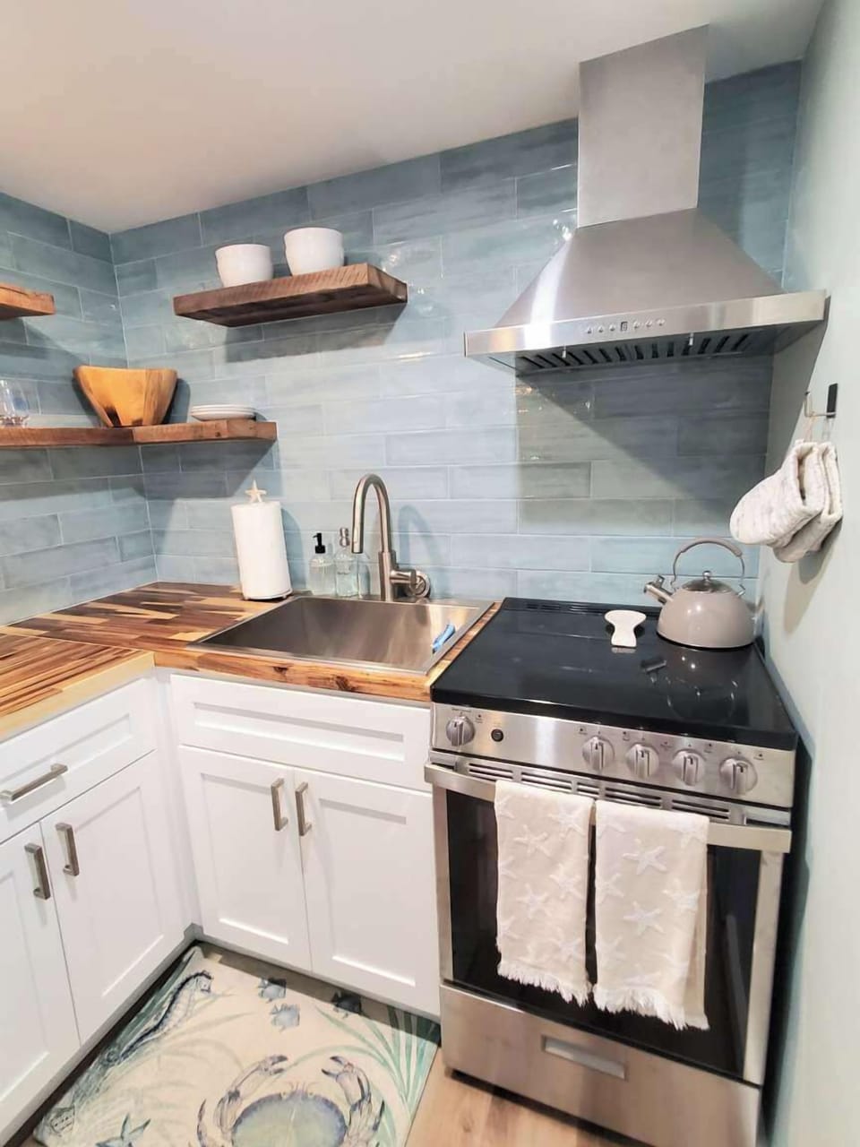 Fully Stocked Kitchen! Pots, pans, baking sheets, blender, toaster, spices, oil and so much more! Don't forget to check out the coffee bar as well!
