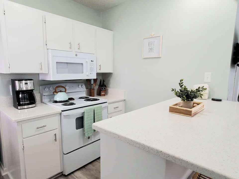 Fully stocked kitchen! With everything you need and more!