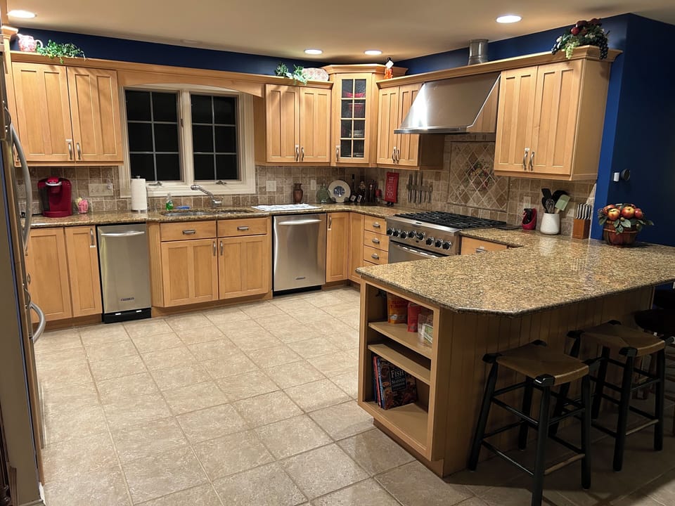 Fully stocked gourmet kitchen