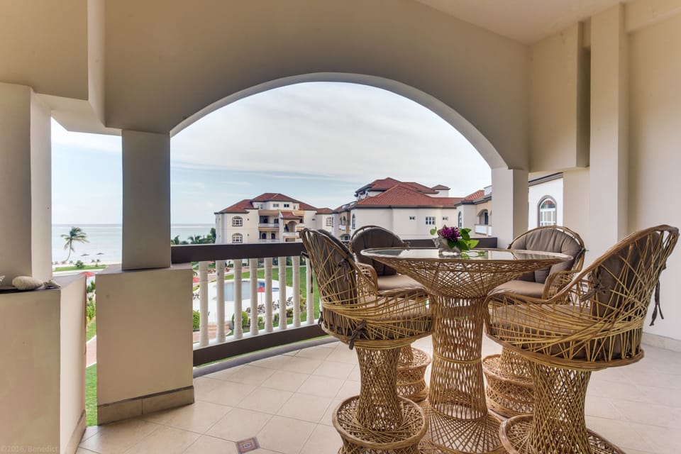 Patio has a high top table so your view is "straight out to the ocean".