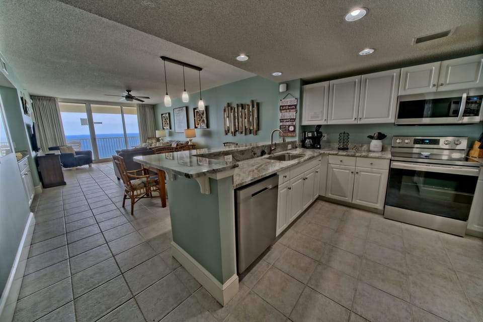 Fully Stocked Kitchen with views of the Gulf