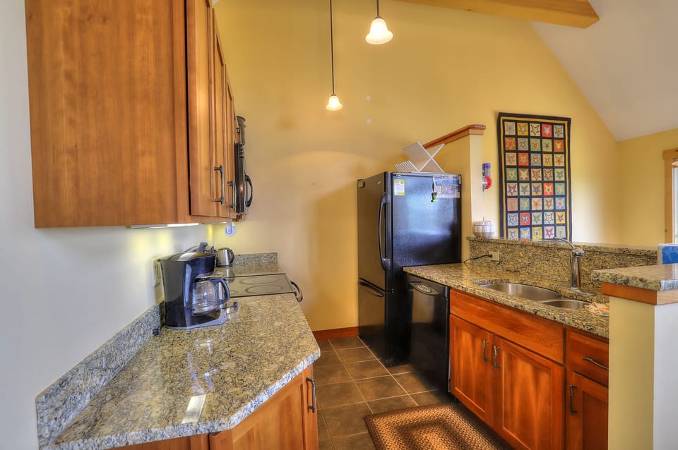 Fully equipped kitchen