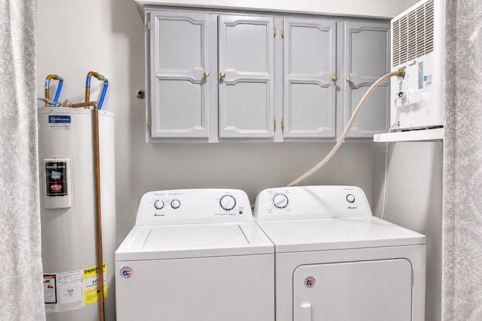 washer and dryer