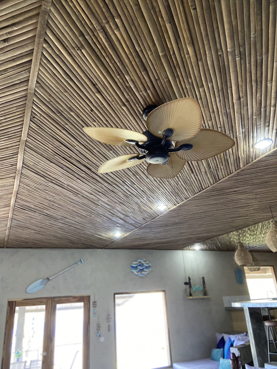 Bamboo ceiling decor with celing fan