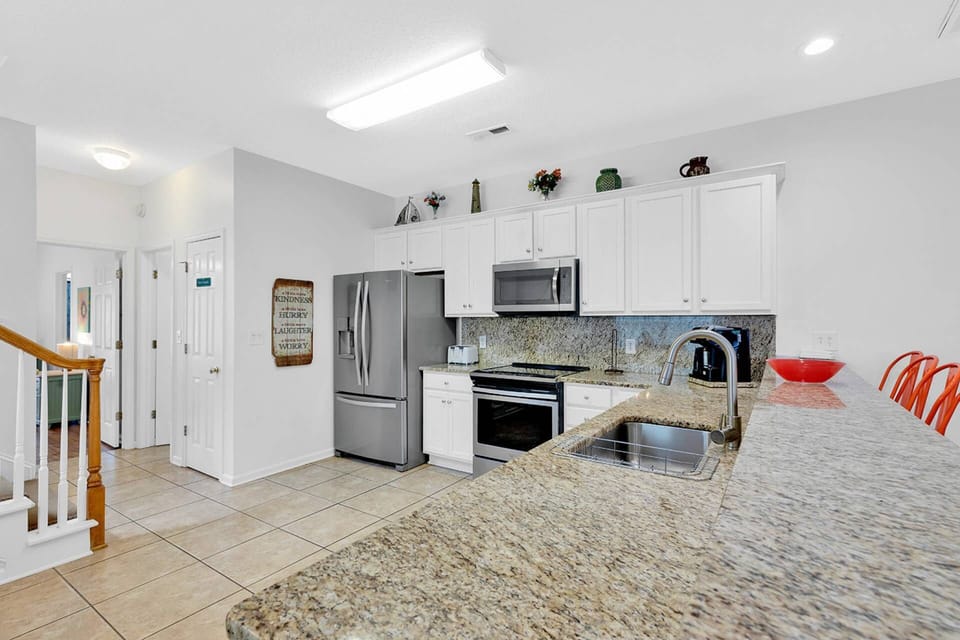 Breakfast Bar into Kitchen...Ample Counter Space!