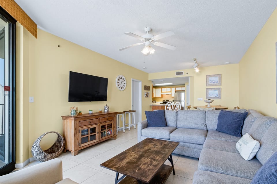 Queen-Size Sleeper Sofa in Living Room