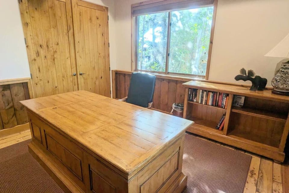 Plenty of room for all the work needs that may come up