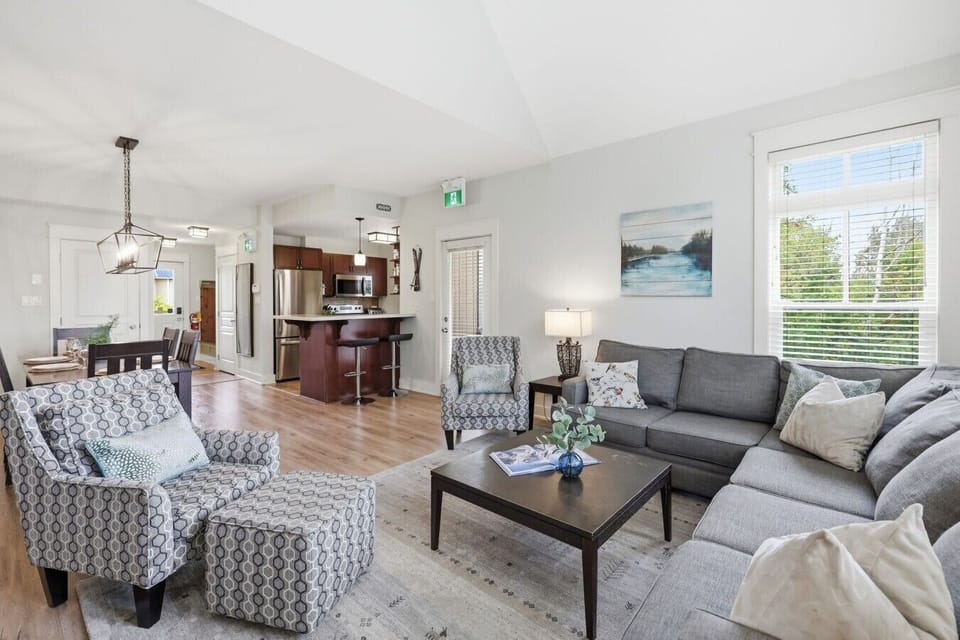 17-web-or-mls-130 Fairway Crt Unit 234-17